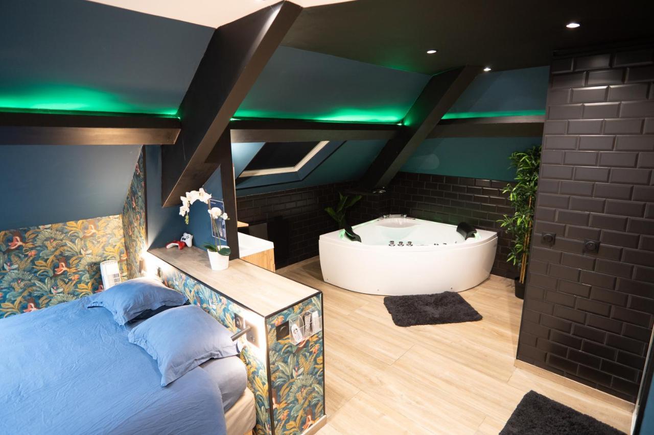 Capsule Color Deluxe Balneo I Ecran Home Cinema I Console De Jeux Trith-Saint-Leger Luaran gambar