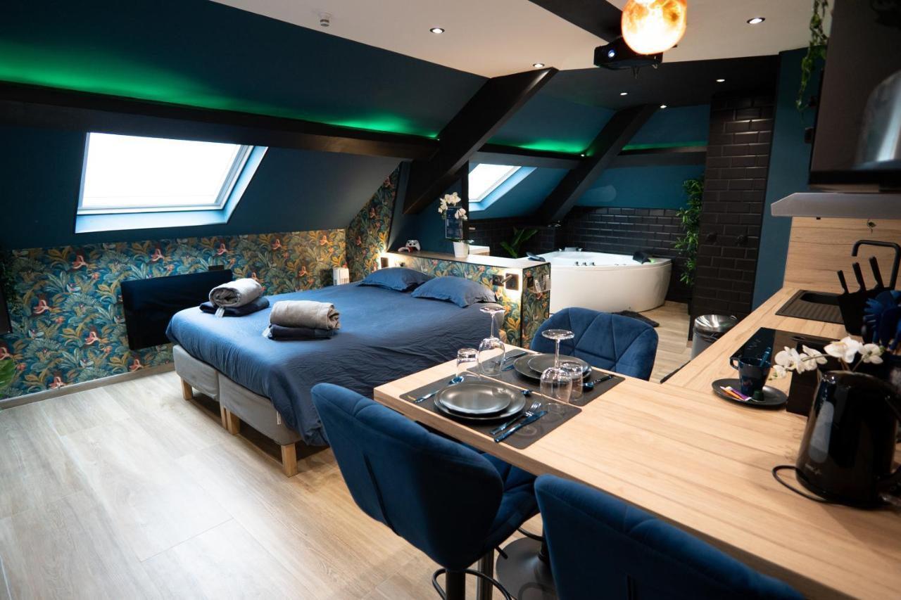 Capsule Color Deluxe Balneo I Ecran Home Cinema I Console De Jeux Trith-Saint-Leger Luaran gambar