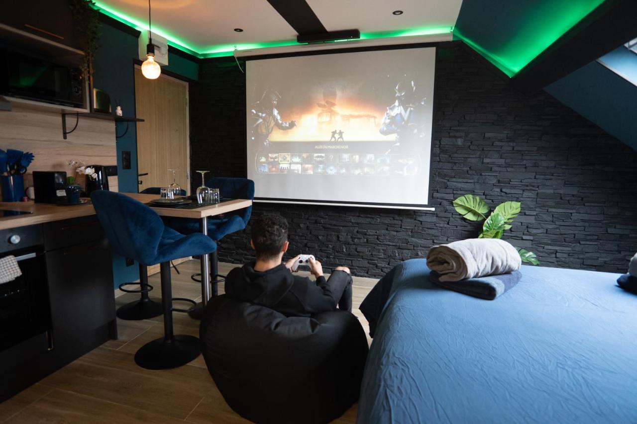 Capsule Color Deluxe Balneo I Ecran Home Cinema I Console De Jeux Trith-Saint-Leger Luaran gambar